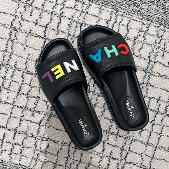 [ON HOLD] BNIB Chanel lettering slide sandals 39.5 - Picture 1 of 6